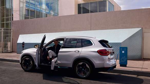  La recharge facile avec BMW Charging. 