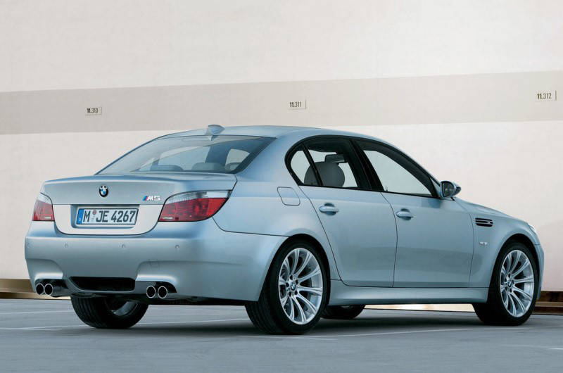 BMW M5 E60