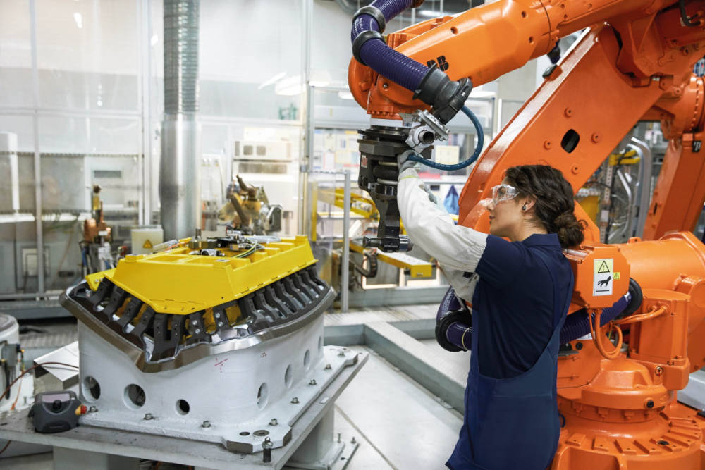 Programme AcceleratiON de BMW avec haute représentation féminine